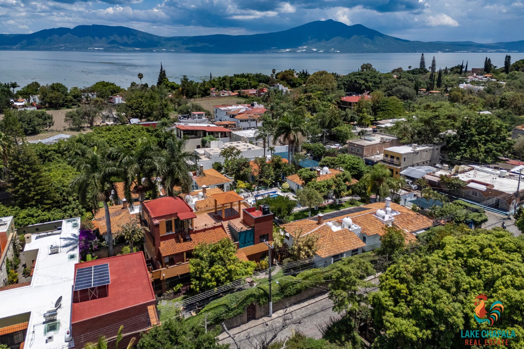 16 Grand Estate in the West Village of Ajijic Close to the Lake