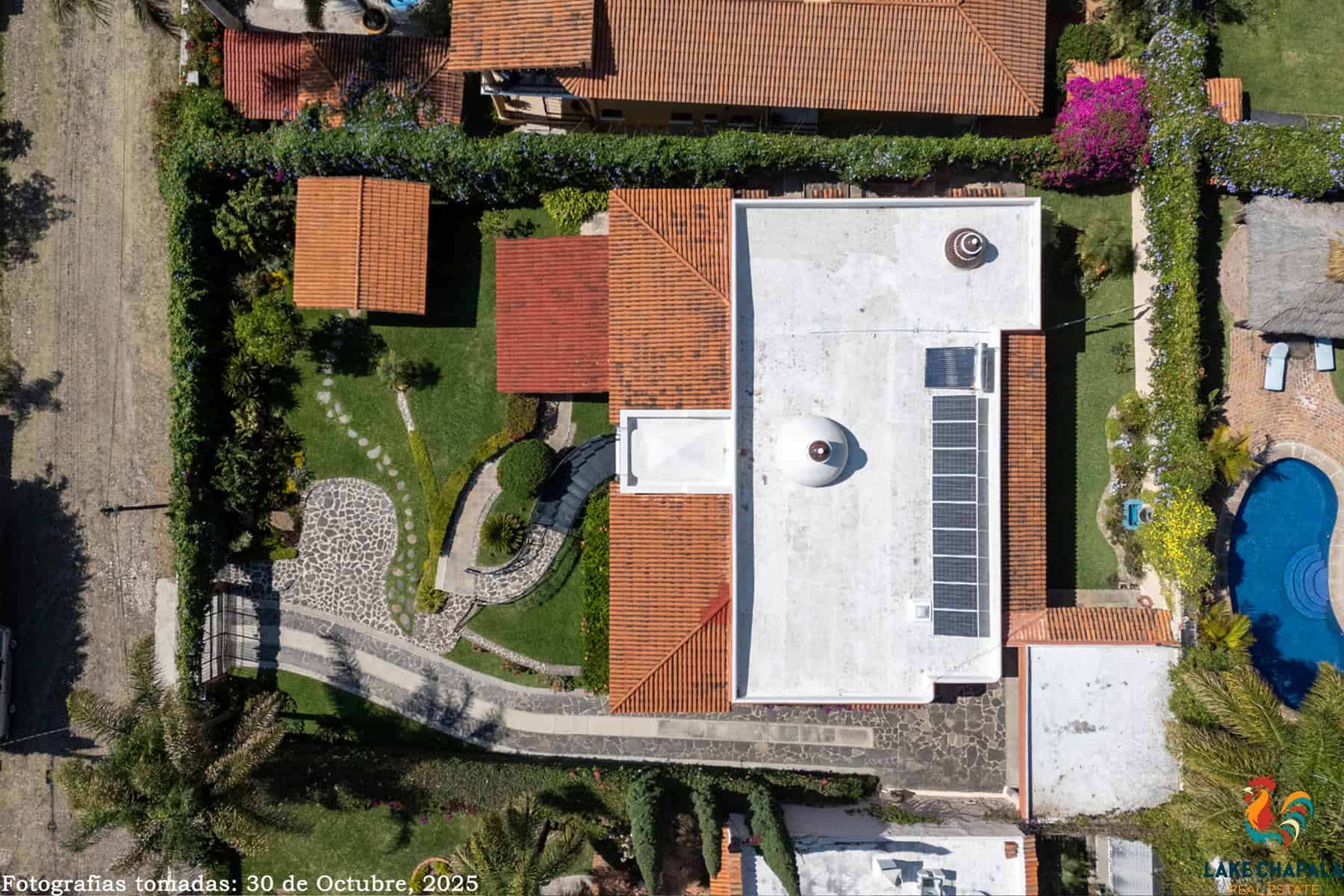 04 Enjoy One Level Living and a Lower Casita on a Quarter of an Acre