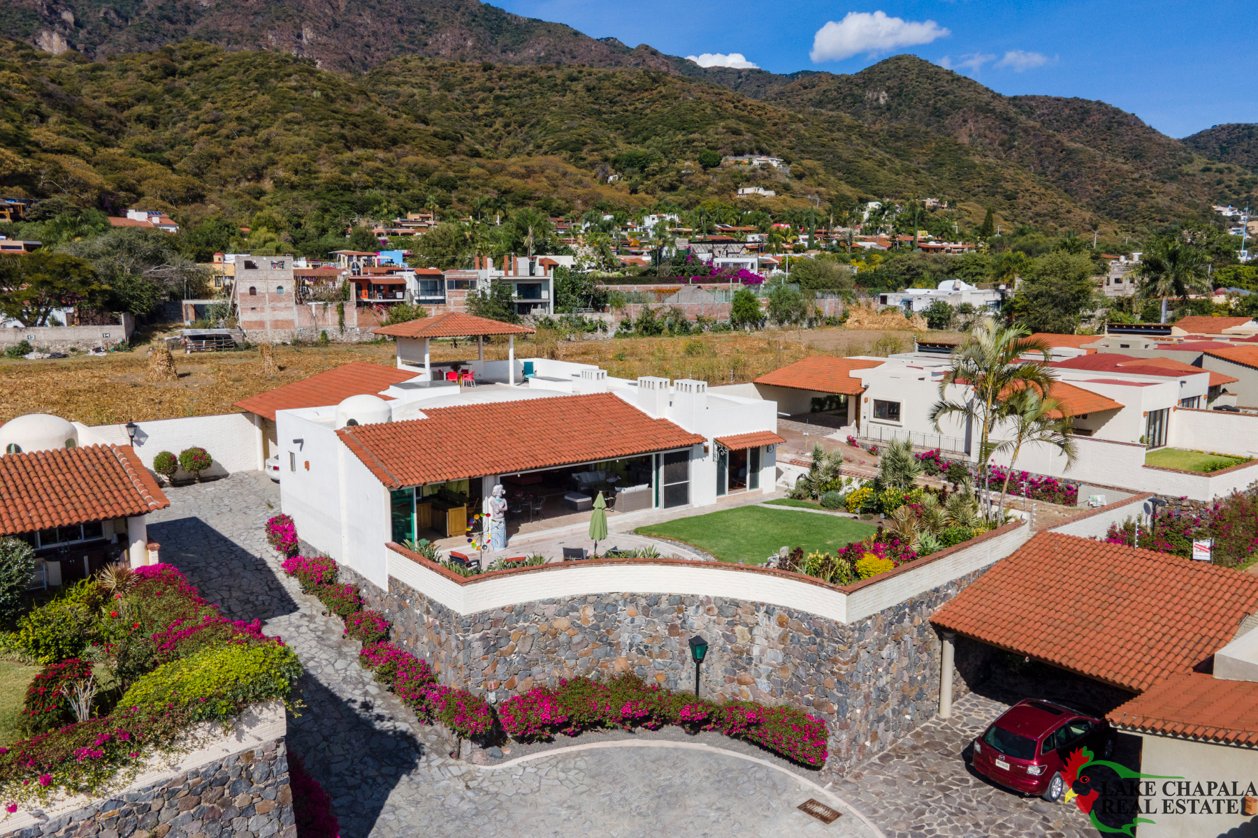 15 Estate Home Elevated above Neighbors for Privacy and Main House Views