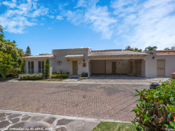 01 Mexi Terranean Street Charm with Juliet Balcony and Double Carport