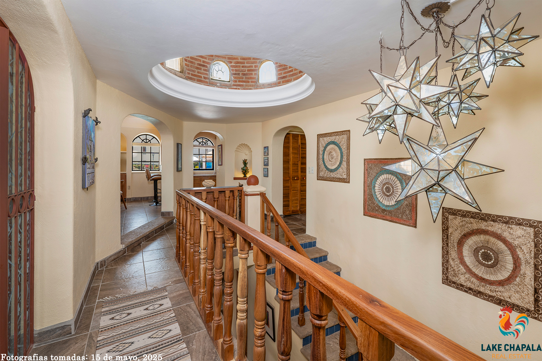 11 Foyer Zones the Home into Public Living Space, Guest Area and Master Suite Area