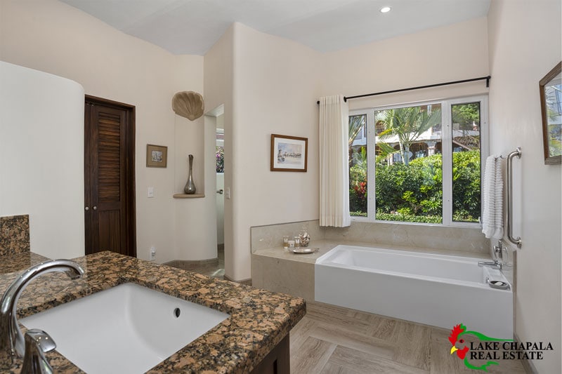 Mullen Home for sale Rancho del Oro (9)