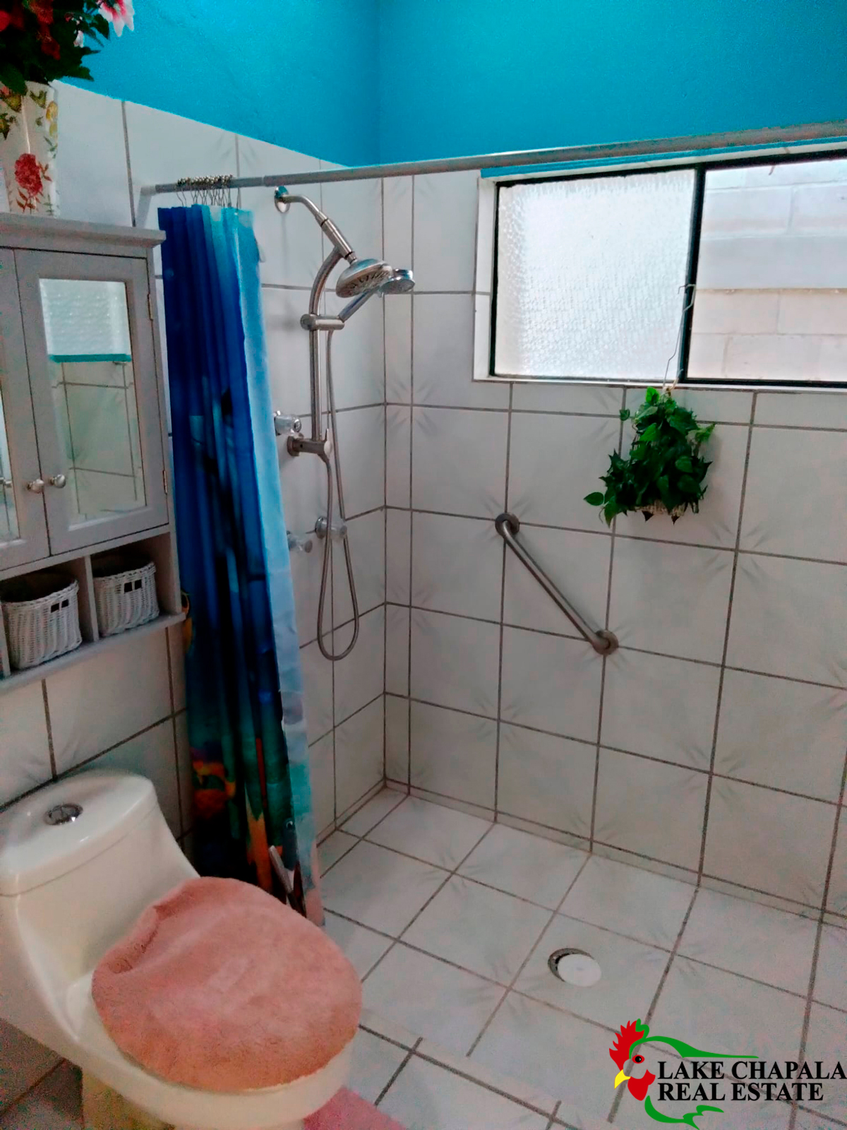 BAÑO AZUL