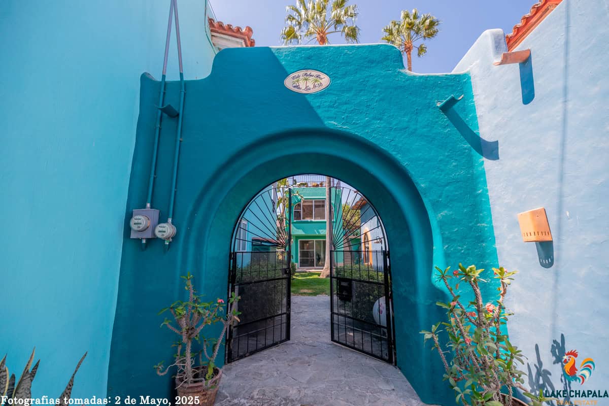 06 Private Gated Compound