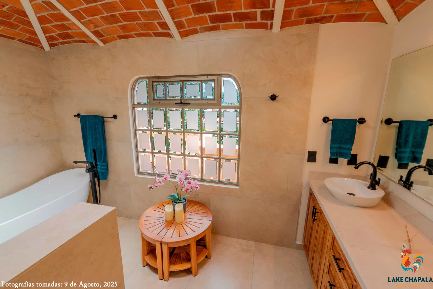 15 Second Floor Master Bath