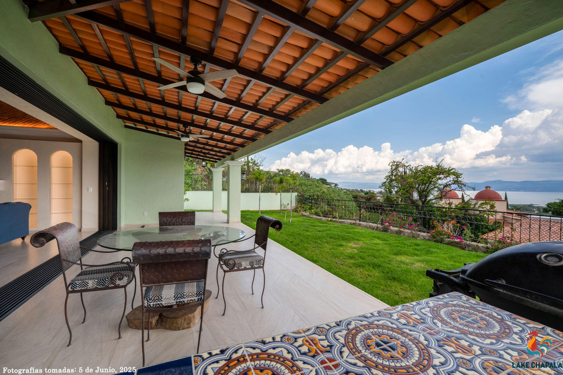 05 Entertaining Terrace and View Garden