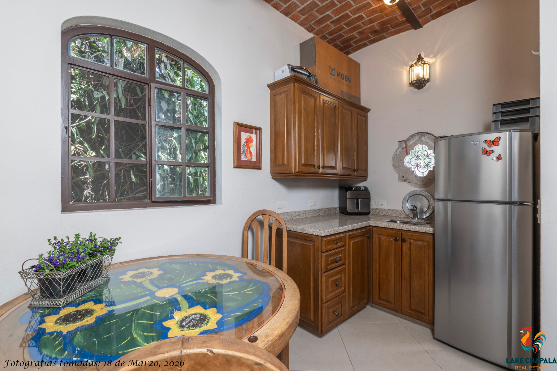 13 Casita Kitchenette