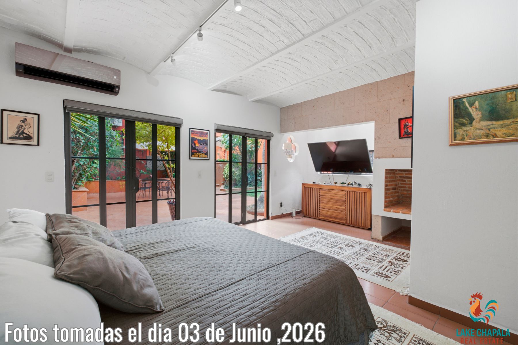 010 Guest Suite with Fireplace